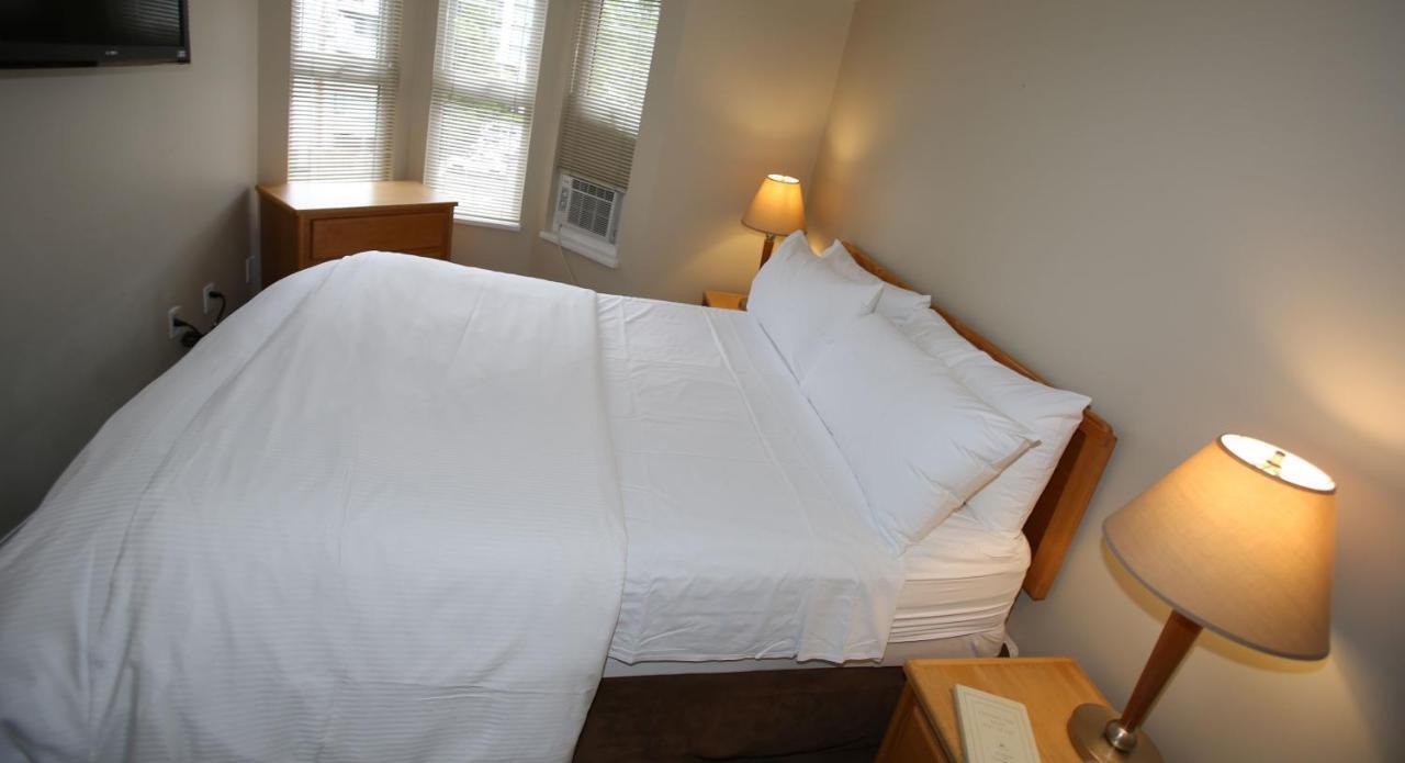 Aparthotel Times Square Vancouver