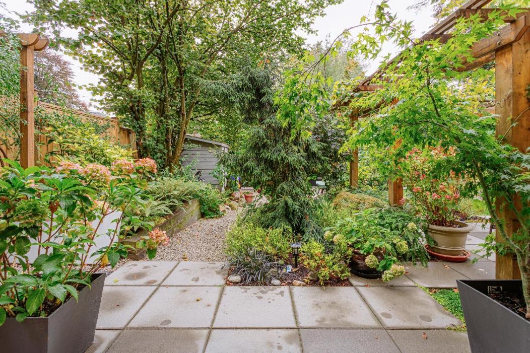 Apartment West Side 1br Dunbar Garden Vancouver