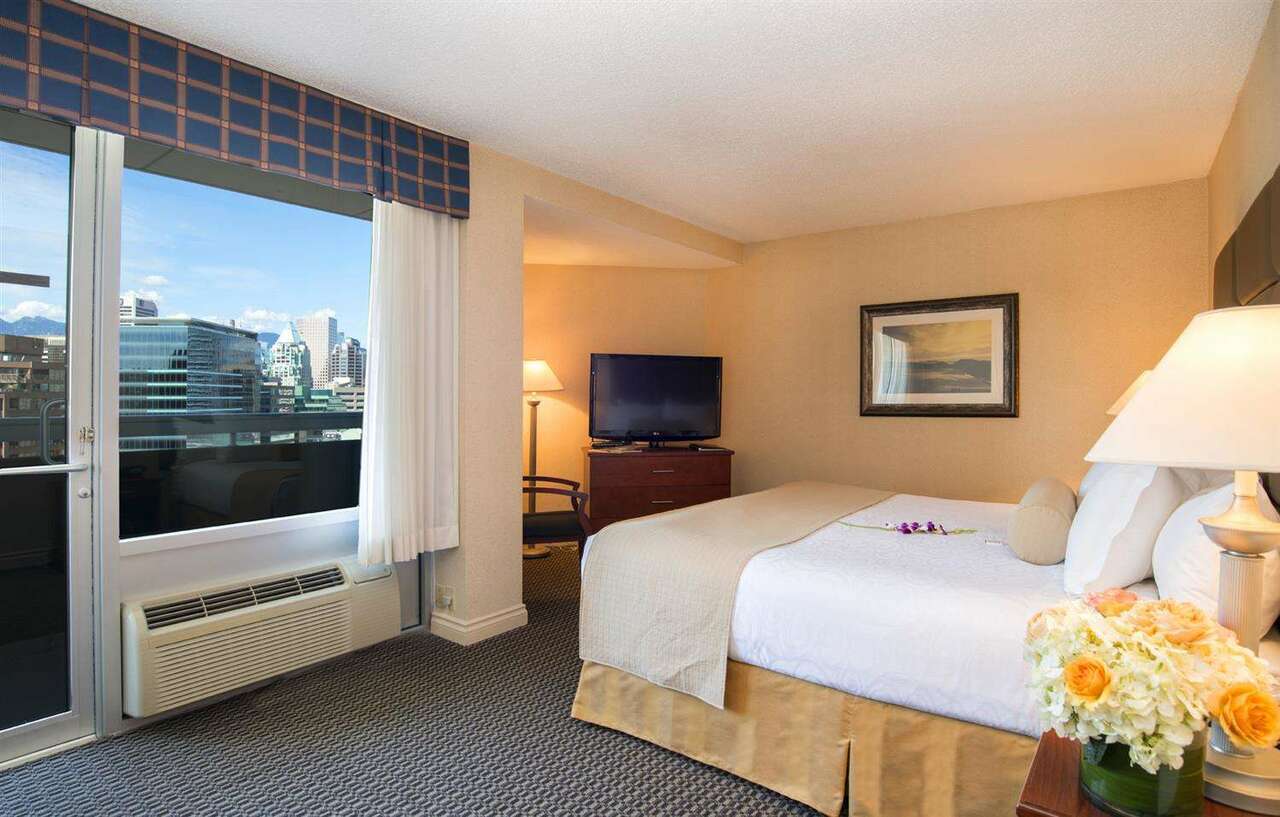 Western Premier Chateau Granville & & Conference Centre Hotel 4*