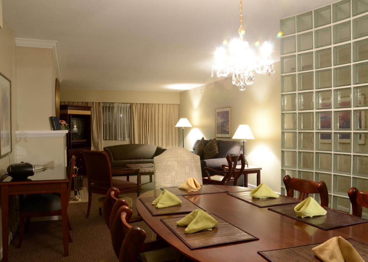Aparthotel Rosellen At Stanley Park Vancouver