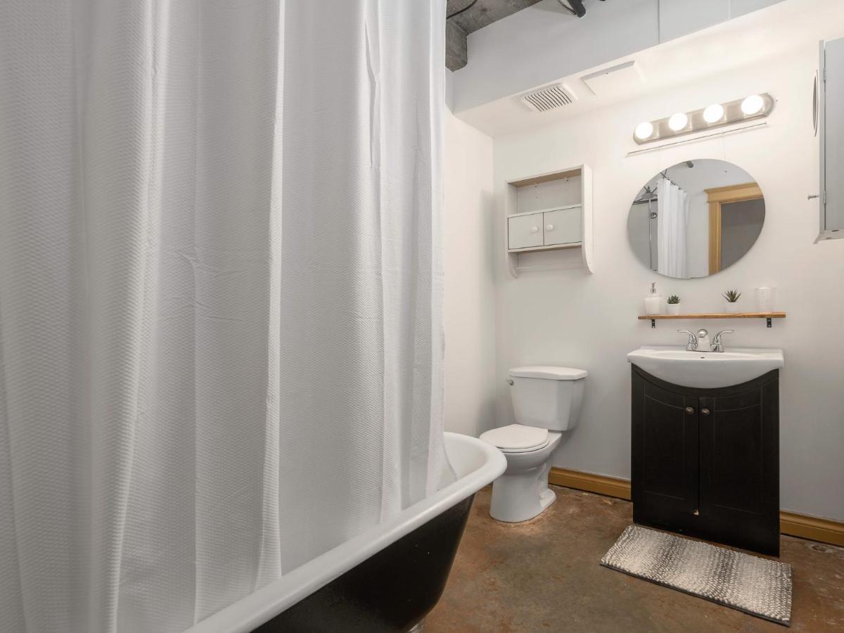 Sterling Suites - Gastown *